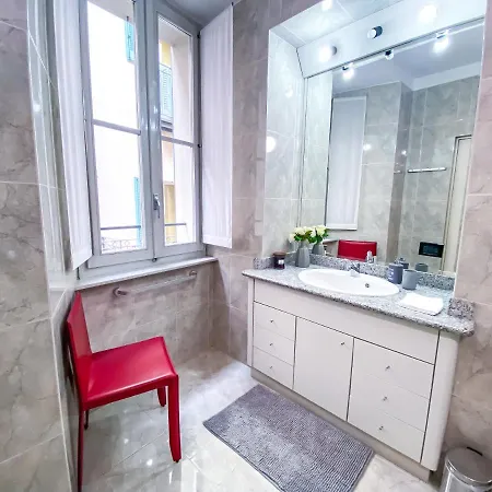 Luxury And Modern - Mq 270 - In The Heart Of Como