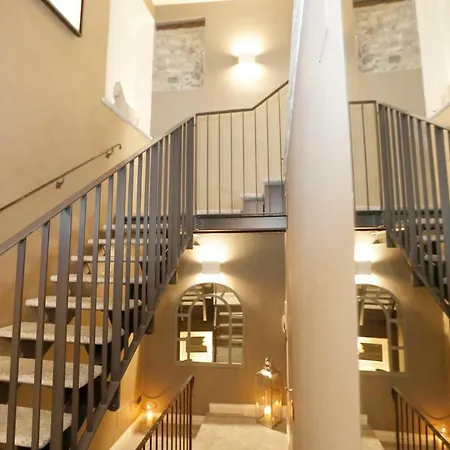 Luxury And Modern - Mq 270 - In The Heart Of Apartment Como